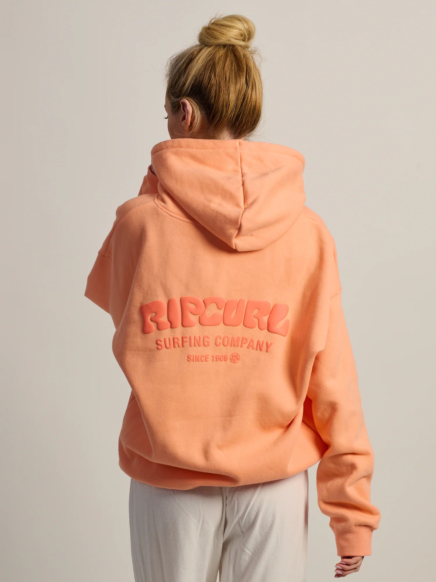 RIP CURL SURF PUFF HERITAGE HOODIE - PAPAYA - Image 3