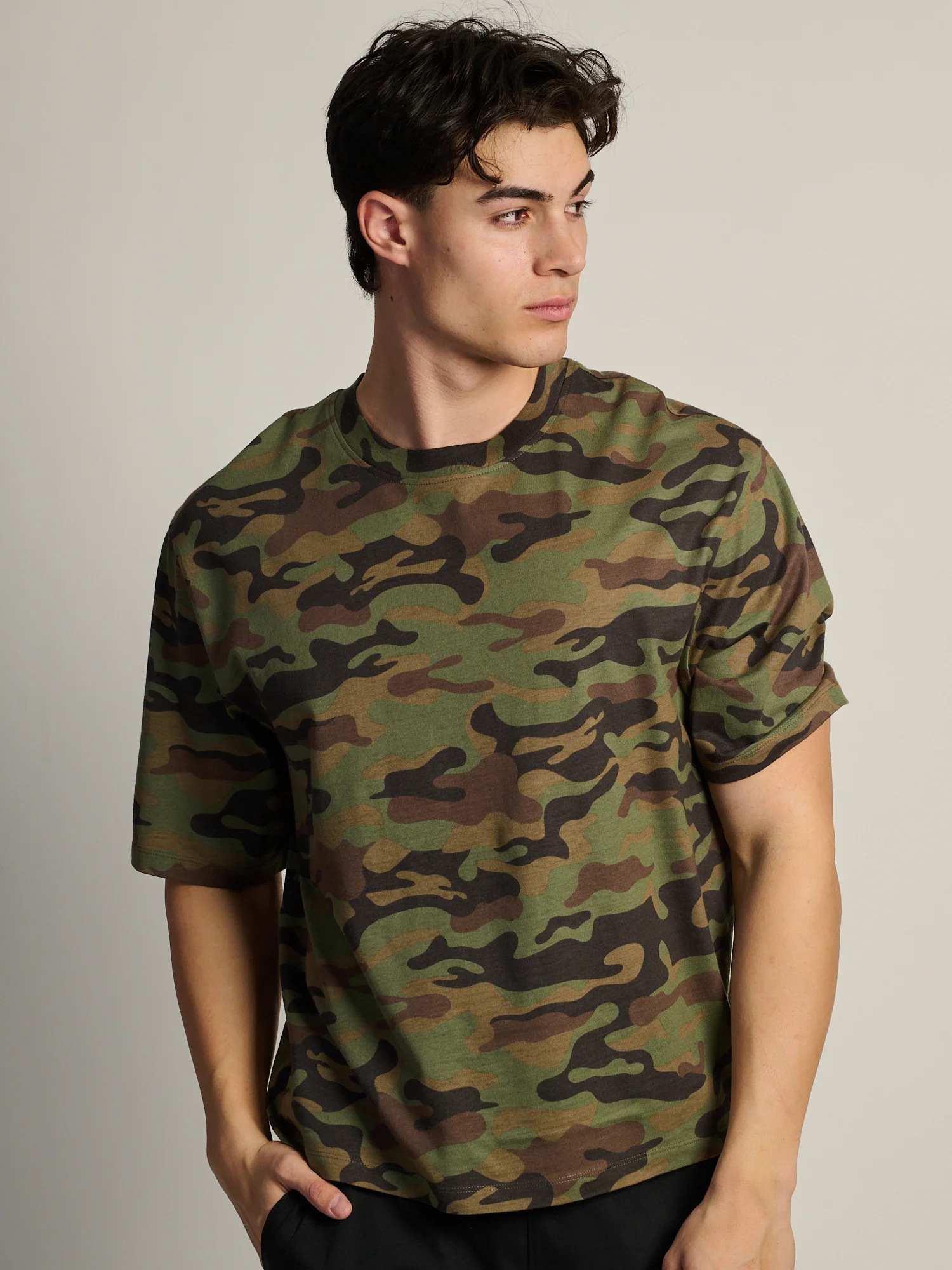 SHORT CUT TEE - CAMOUFLAGE - Image 2