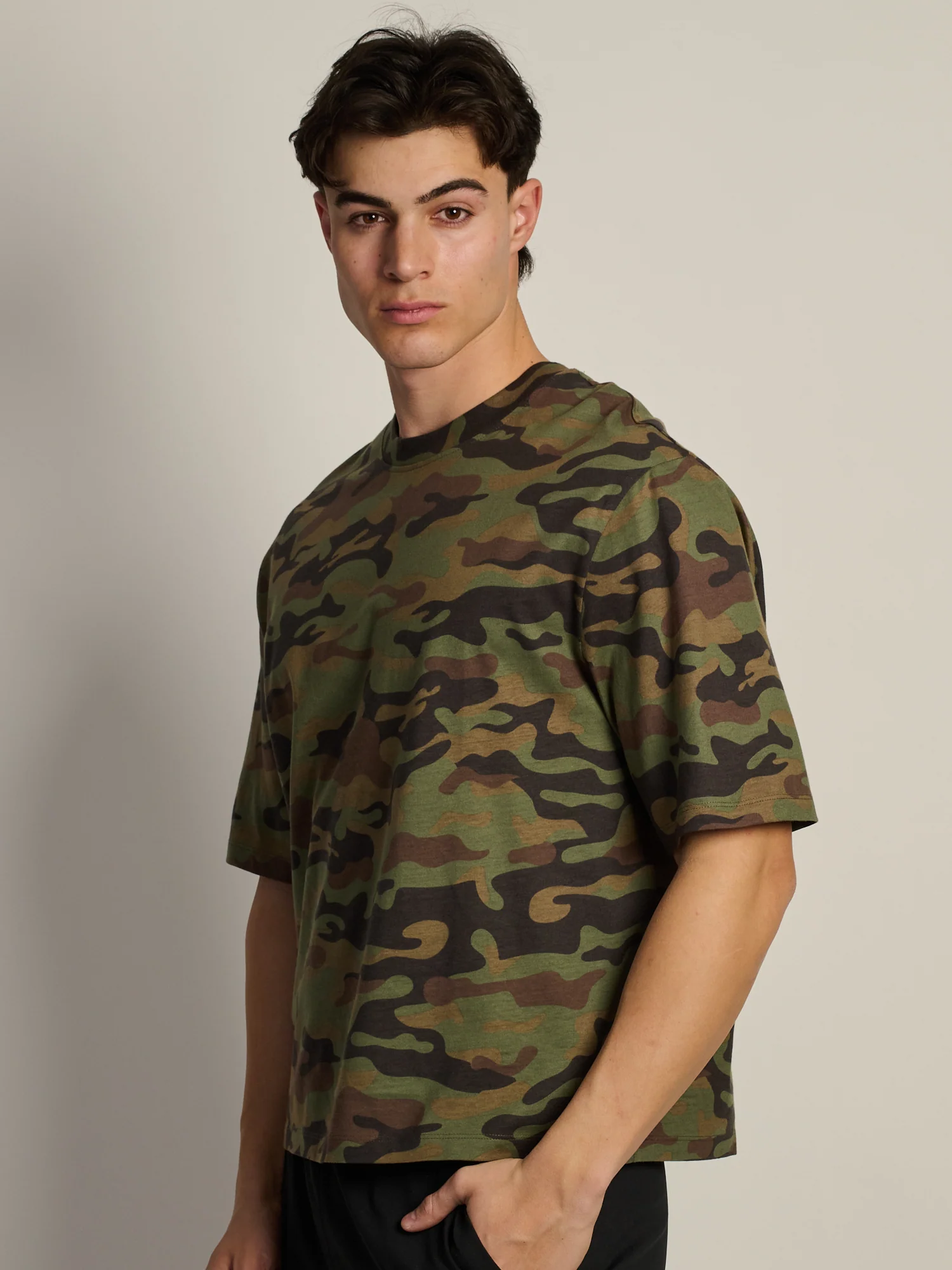 SHORT CUT TEE - CAMOUFLAGE - Image 4