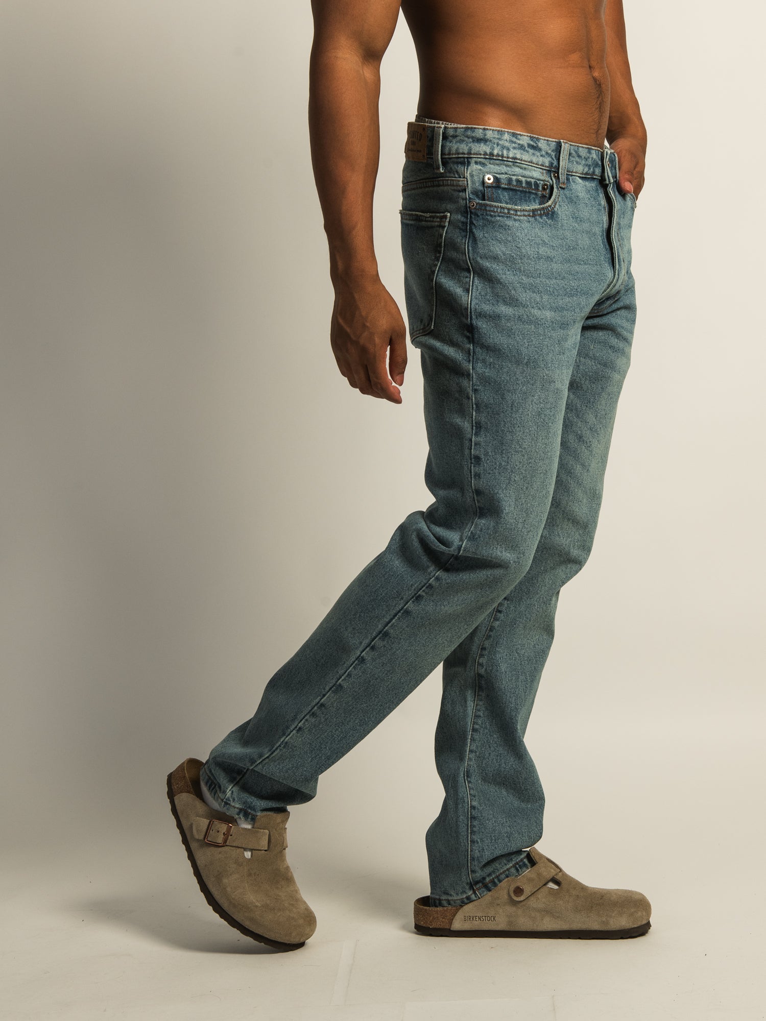 TAINTED 90'S STRAIGHT LEG DENIM - MID WASH - Image 3