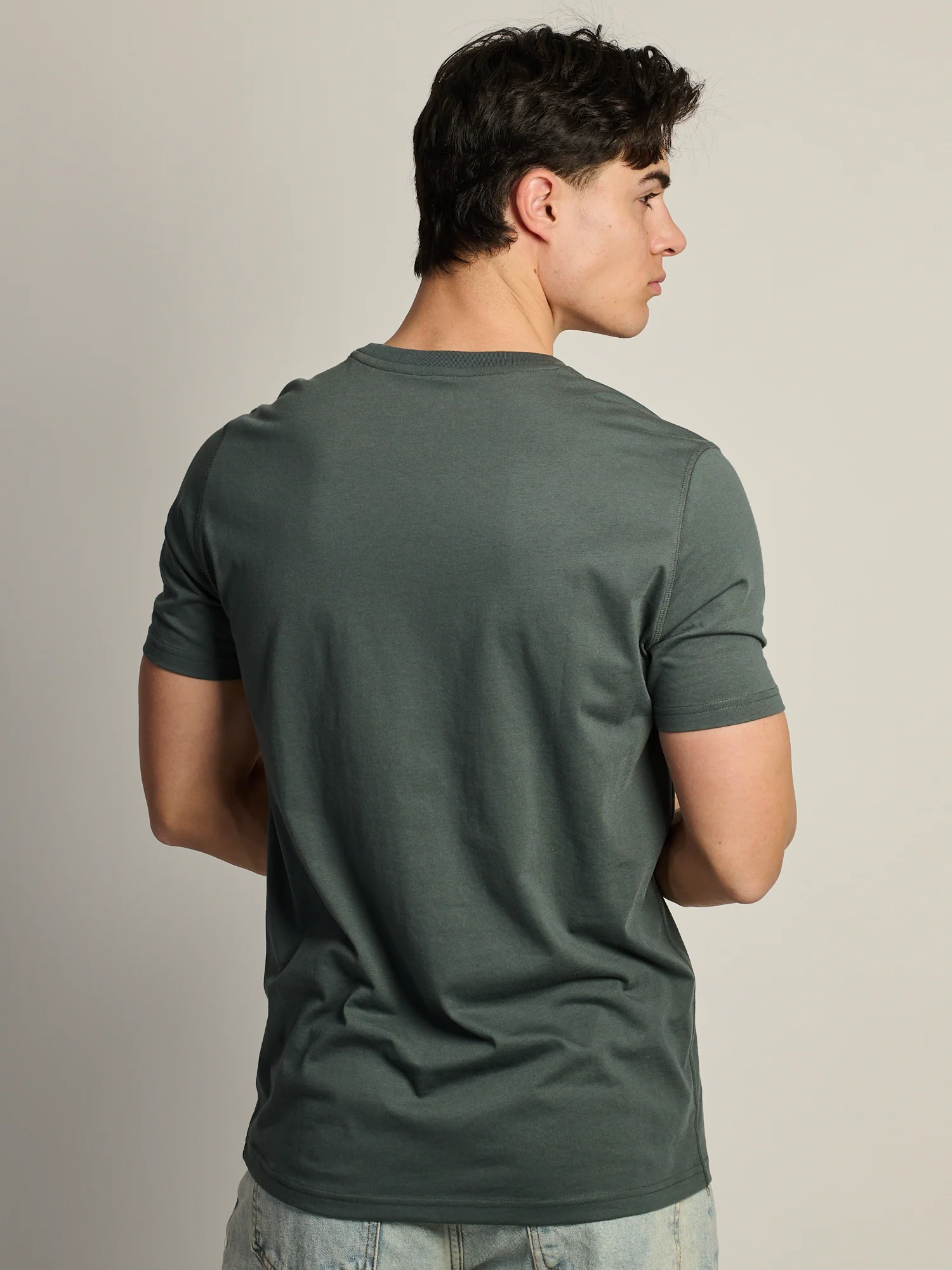 VICTOR CREWNECK TEE - FOREST WASH - Image 4