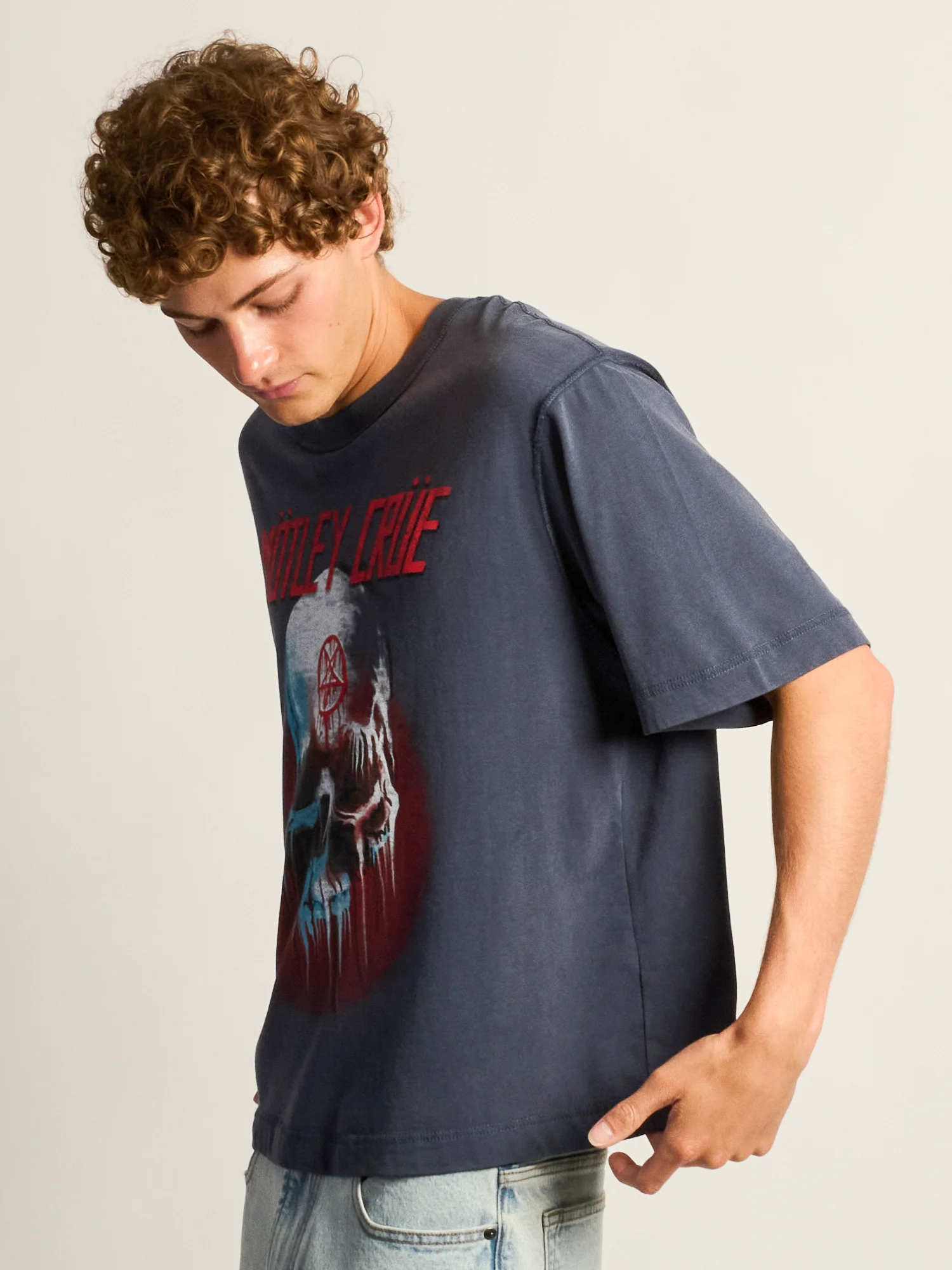 VINTAGE MOTLEY CREW TEE - Image 3