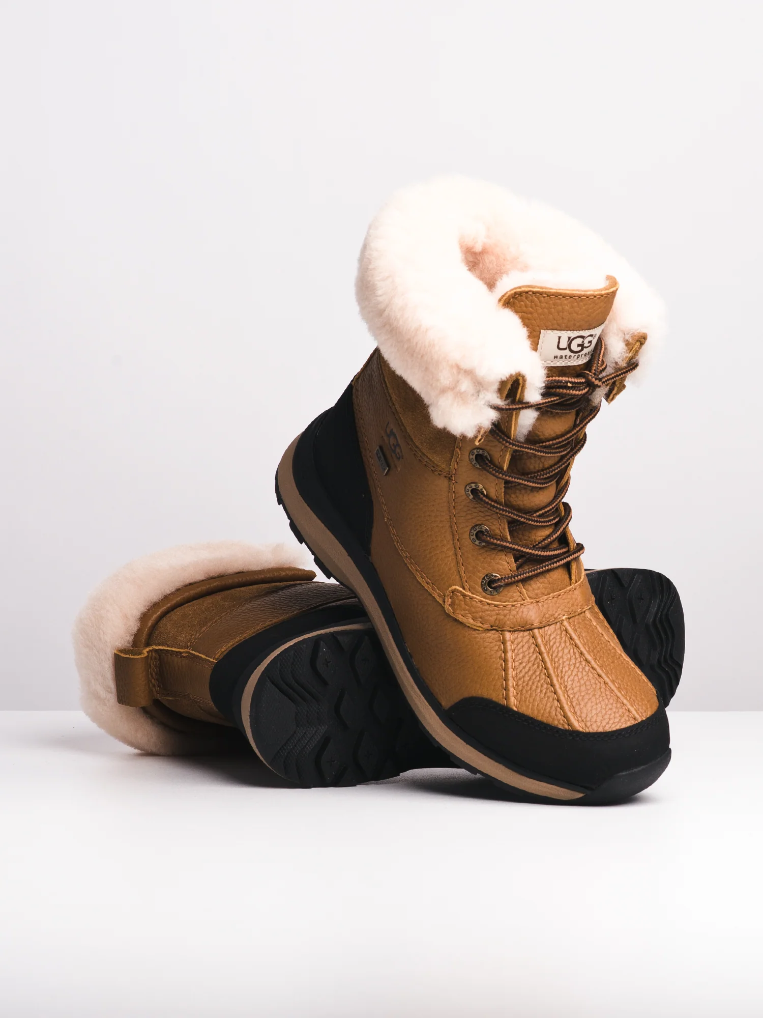 WOMENS UGG ADIRONDACK III BOOTS - CHESTNUT - Image 2