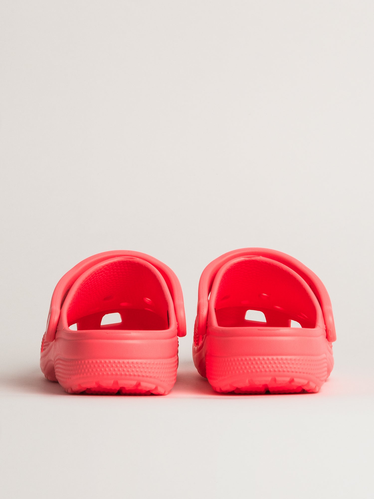 WOMENS CROCS CLASSIC CLOG - GUAVA - Image 5