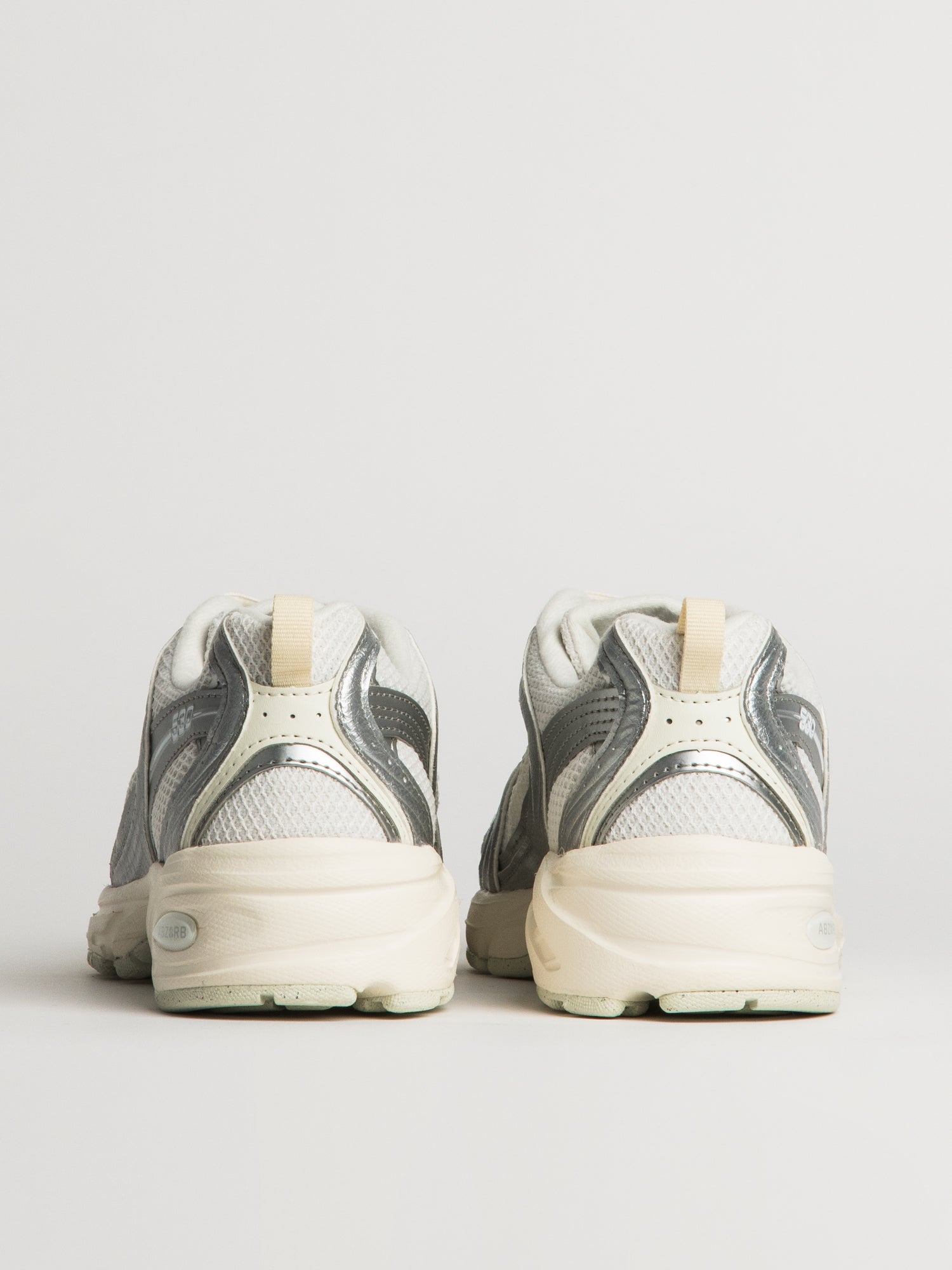 WOMENS NEW BALANCE THE 530 SNEAKER - SILVER - Image 5