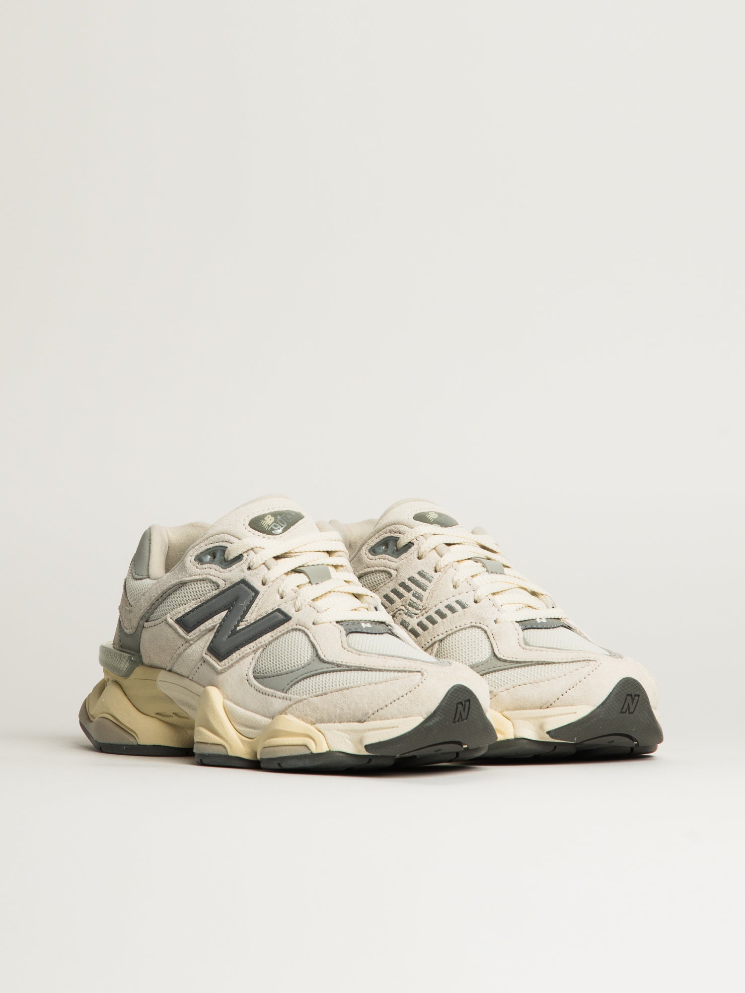 WOMENS NEW BALANCE THE 9060 SNEAKER - WHITE - Image 2