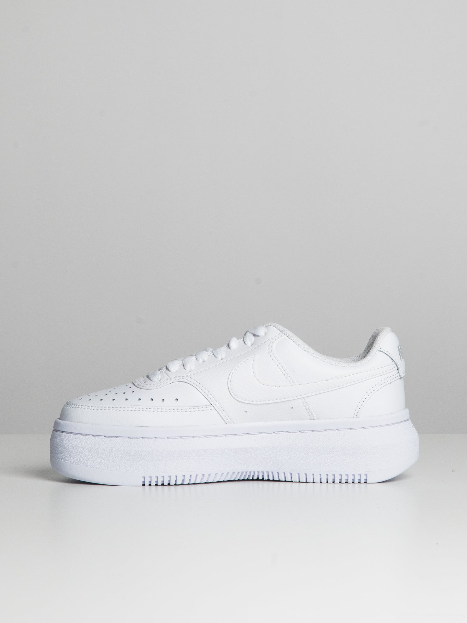 WOMENS NIKE COURT VISION ALTA LEATHER SNEAKER - WHITE - Image 4