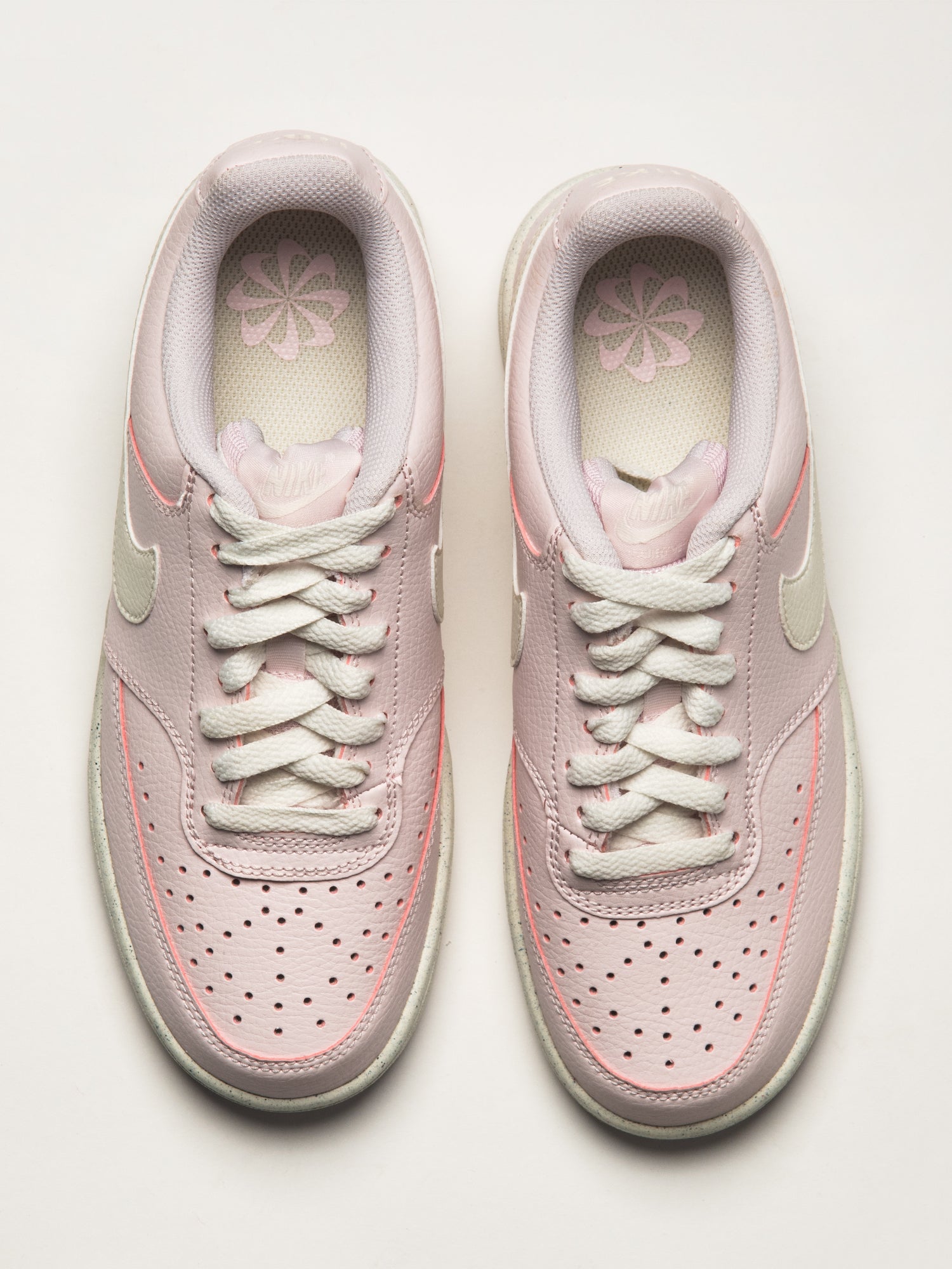 WOMENS NIKE COURT VISION LOW NEXT NATURE SNEAKER - PINK - Image 4