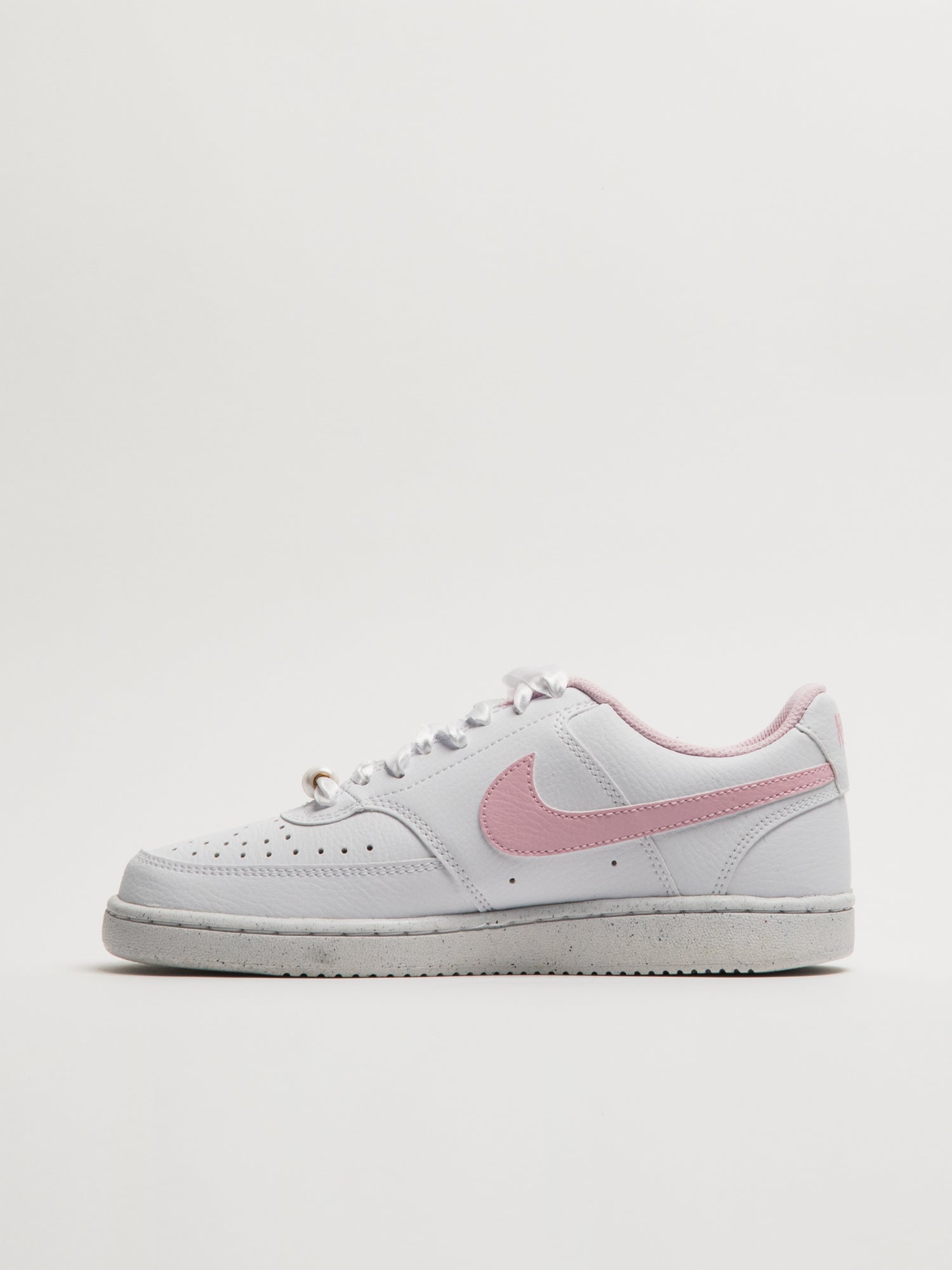 WOMENS NIKE COURT VISION LOW SNEAKER - WHITE/PINK - Image 3