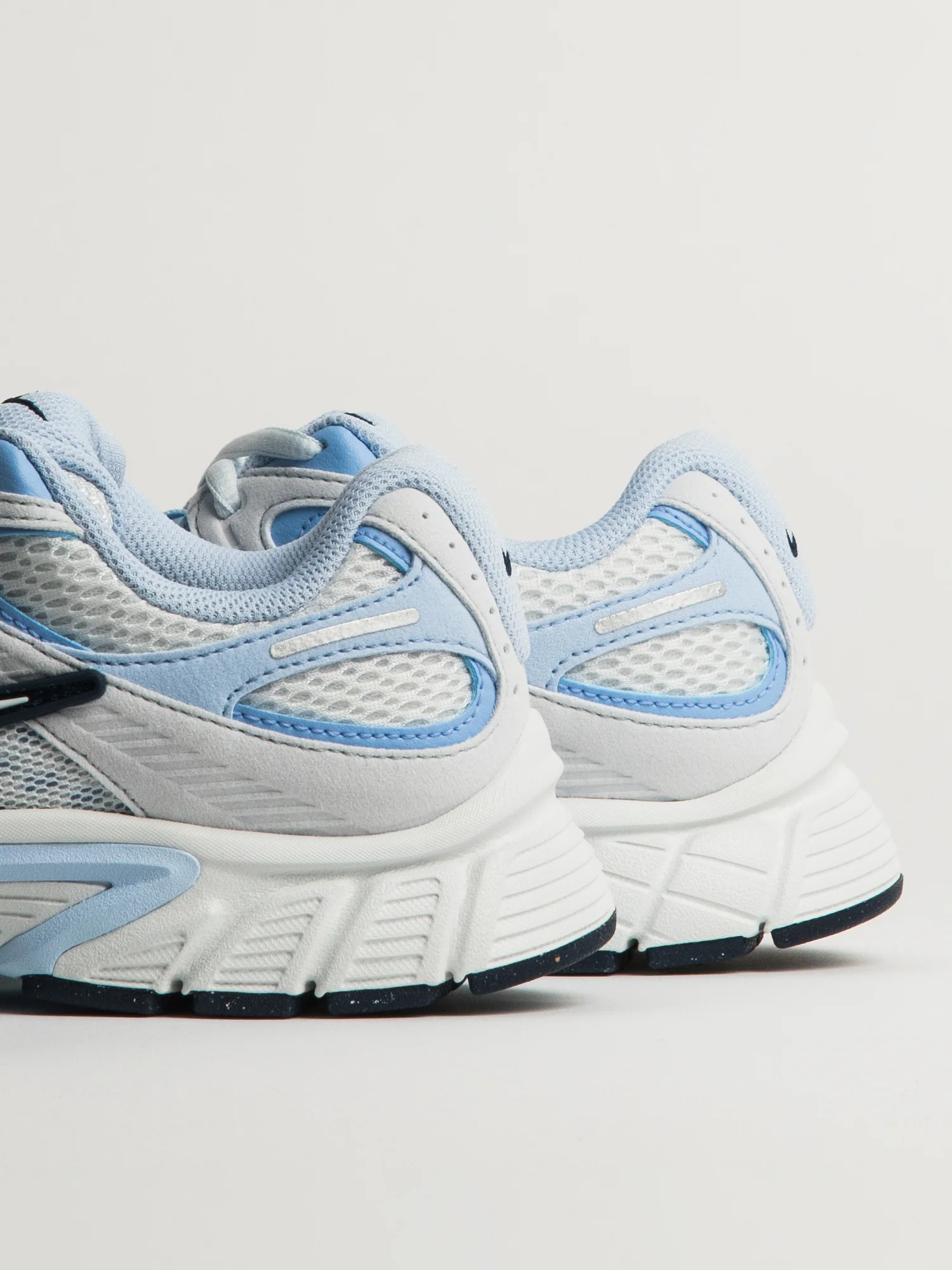 WOMENS NIKE V5 RNR SNEAKER - OFF WHITE/BLUE - Image 7