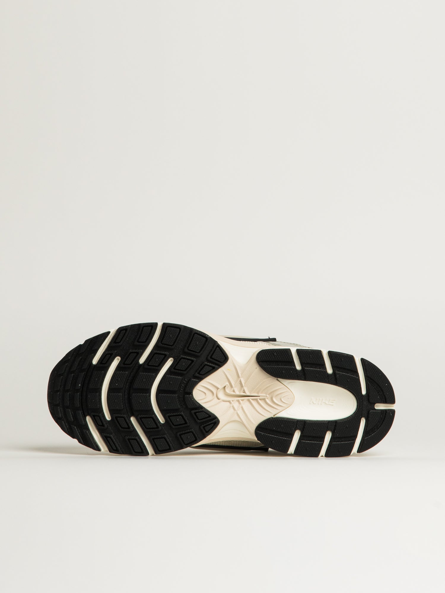 WOMENS NIKE V5 RNR SNEAKER - SUMMIT WHITE - Image 6