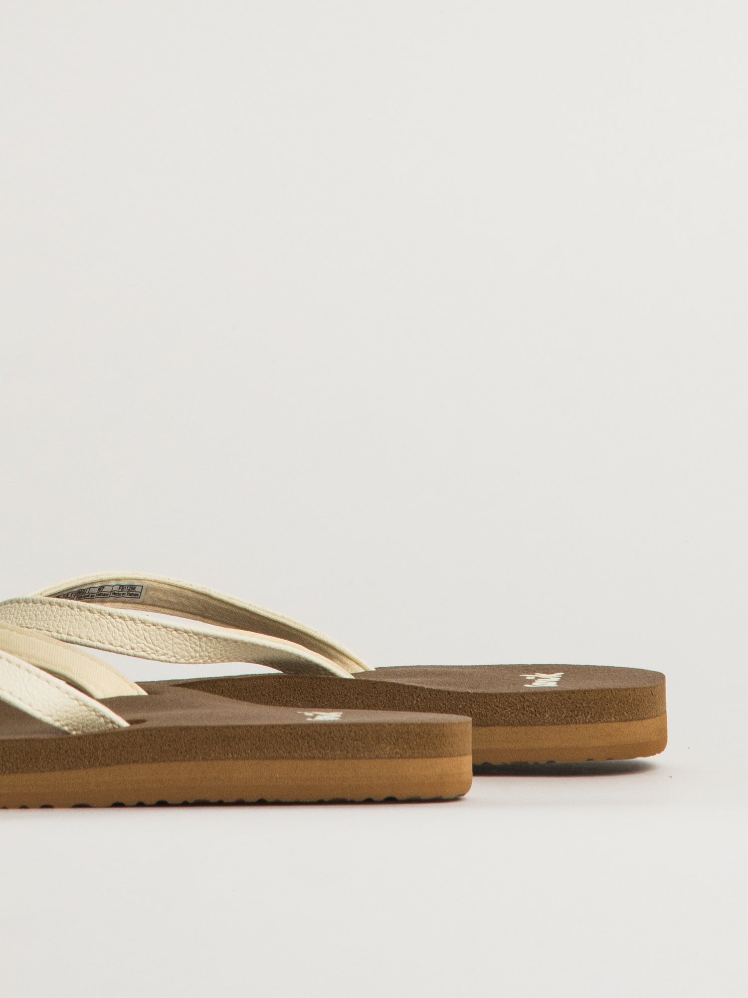 WOMENS SANUK YOGA JOY II SANDALS - WHITE - Image 7