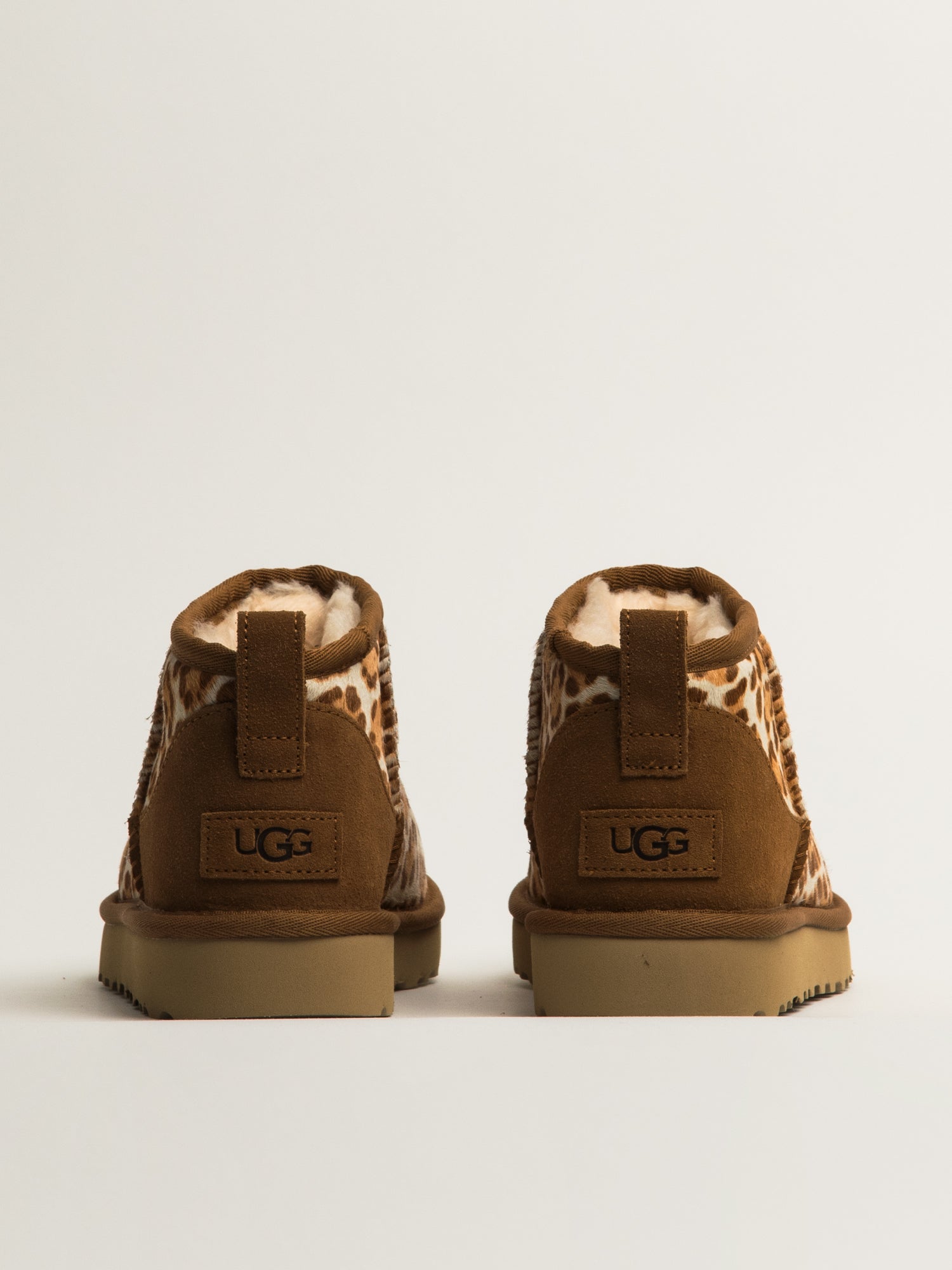 WOMENS UGG CLASSIC ULTRA MINI PLAINS - LEOPARD - Image 5