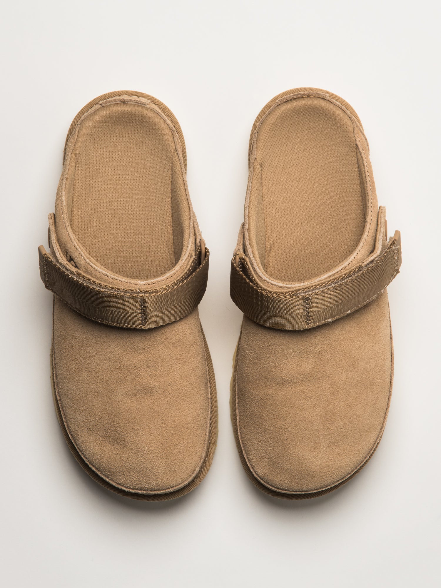 WOMENS UGG GOLDENSTAR CLOG - SAND - Image 4