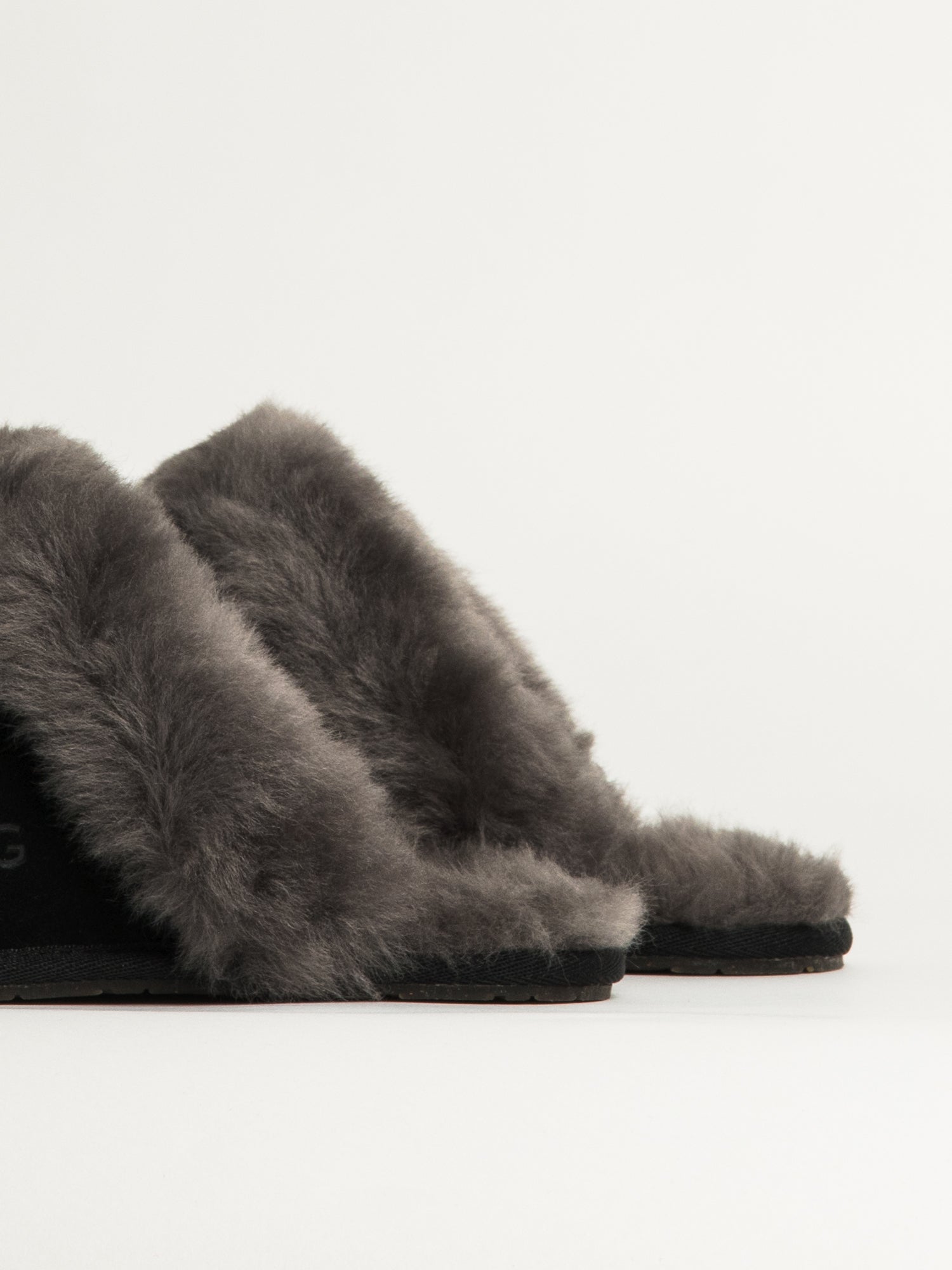 WOMENS UGG SCUFFETTE II SLIPPER - BLACK - Image 7