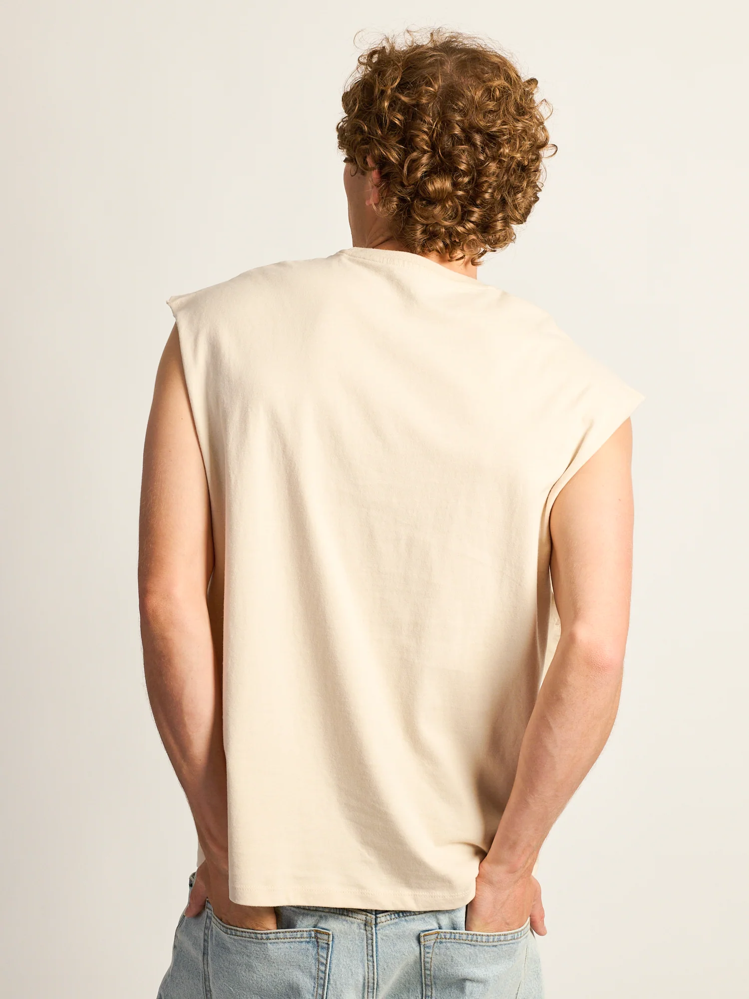 WORLD GYM MUSCLE TANK - Image 4